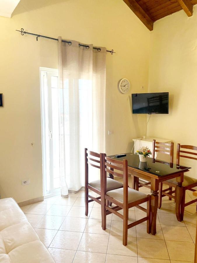 Apartments Athina Orikum Zewnętrze zdjęcie