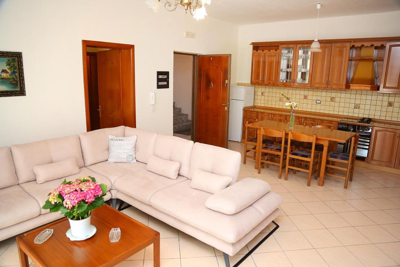 Apartments Athina Orikum Zewnętrze zdjęcie